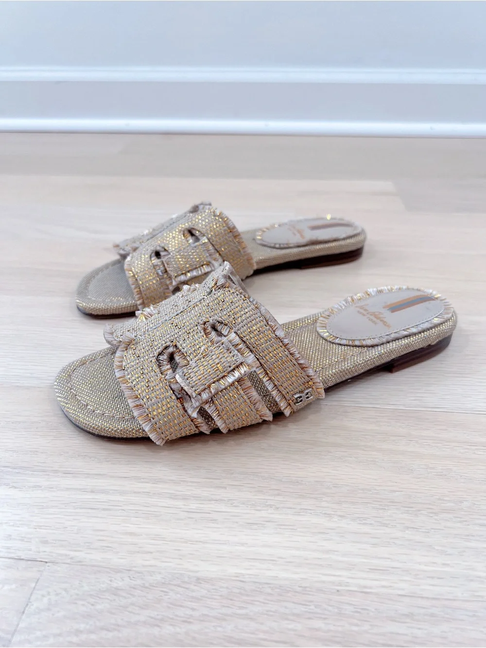 Sam Edelman Bay Fray Emblem Slide Sandals Frayed Emblem Size 6.5M NWOB